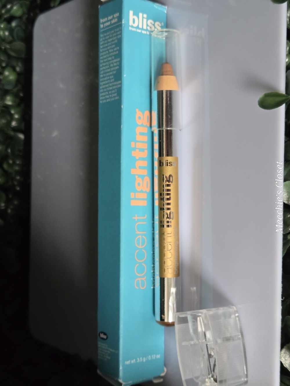 NIB Bliss Candlelit Highlighter Stick - Brightening Face Glow